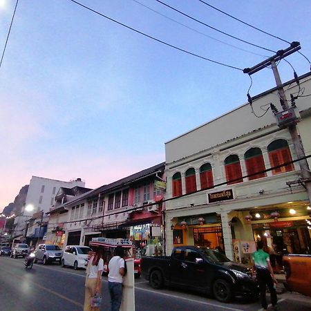 Thaweesuk Heritage Homestay Phang Nga Extérieur photo