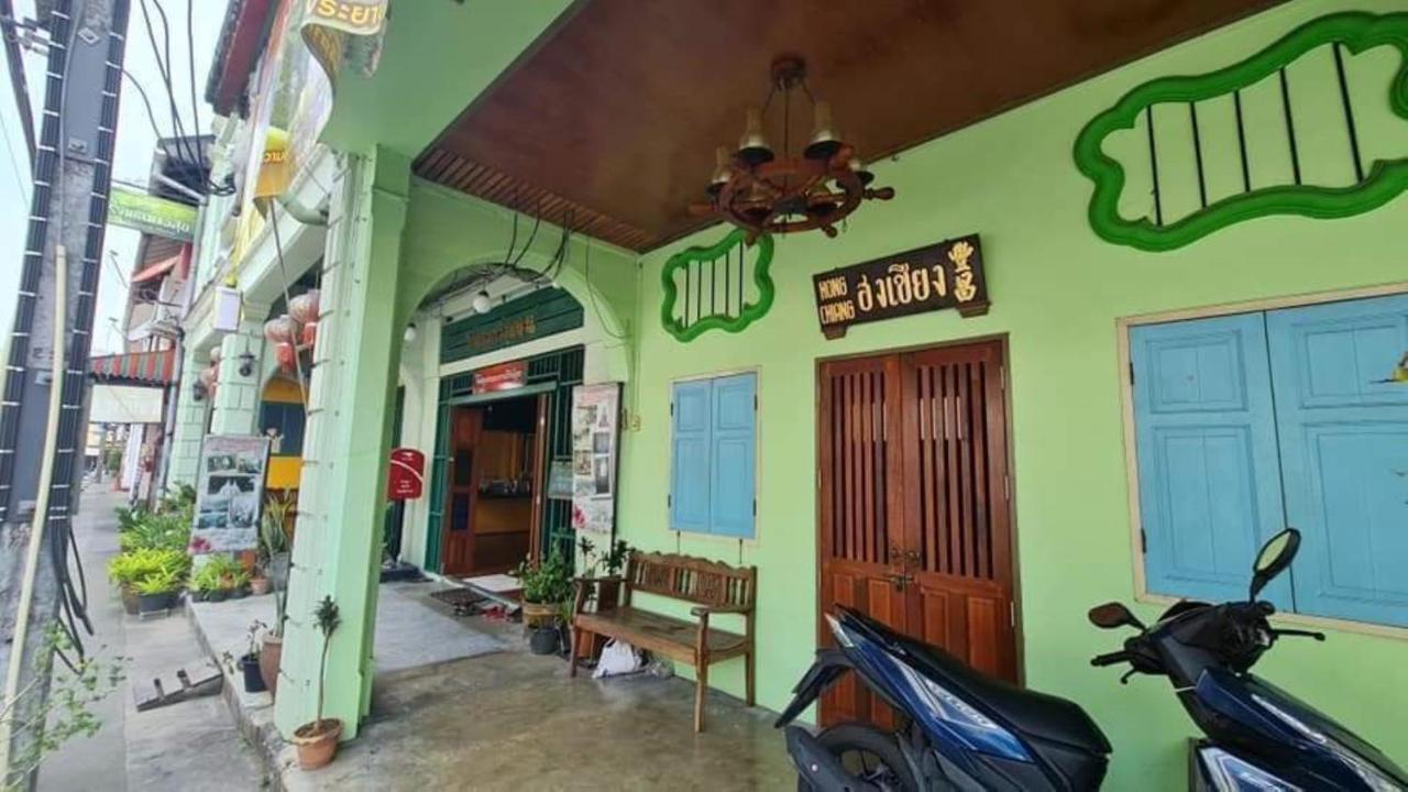 Thaweesuk Heritage Homestay Phang Nga Extérieur photo